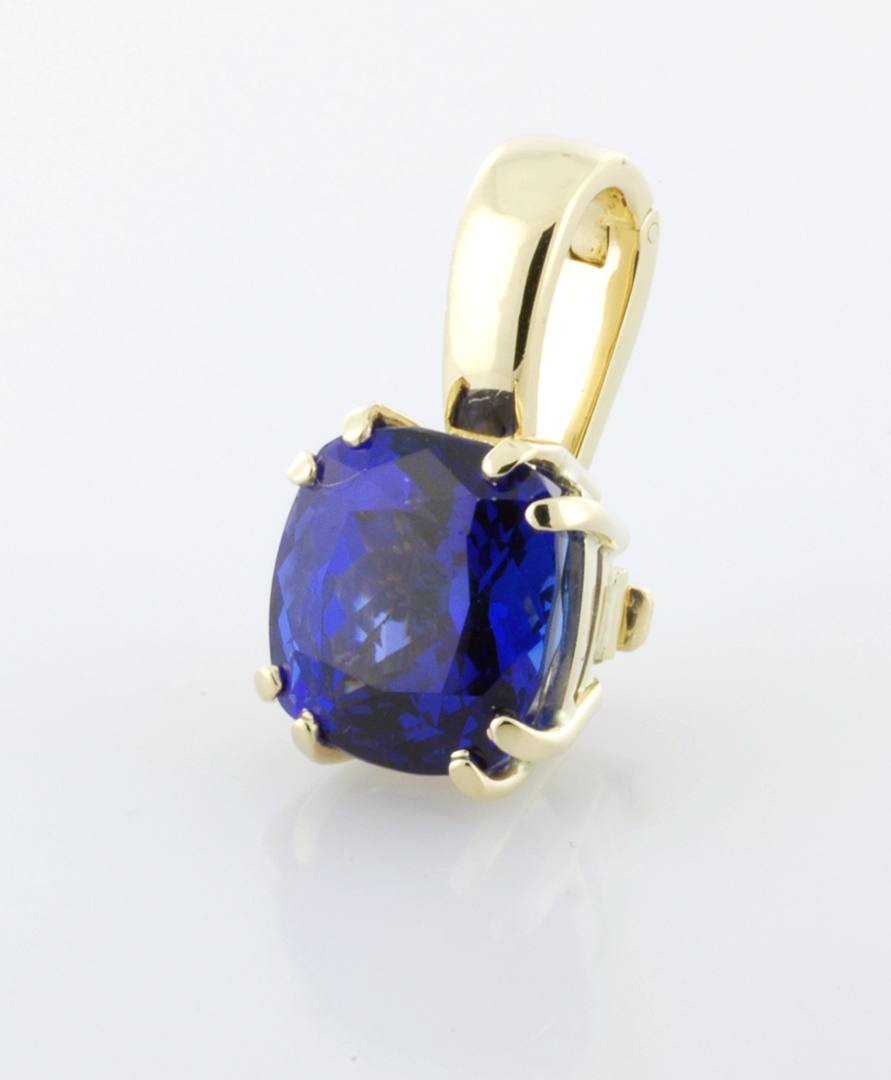 Tanzanite Pendant | Necklaces, Artistic 