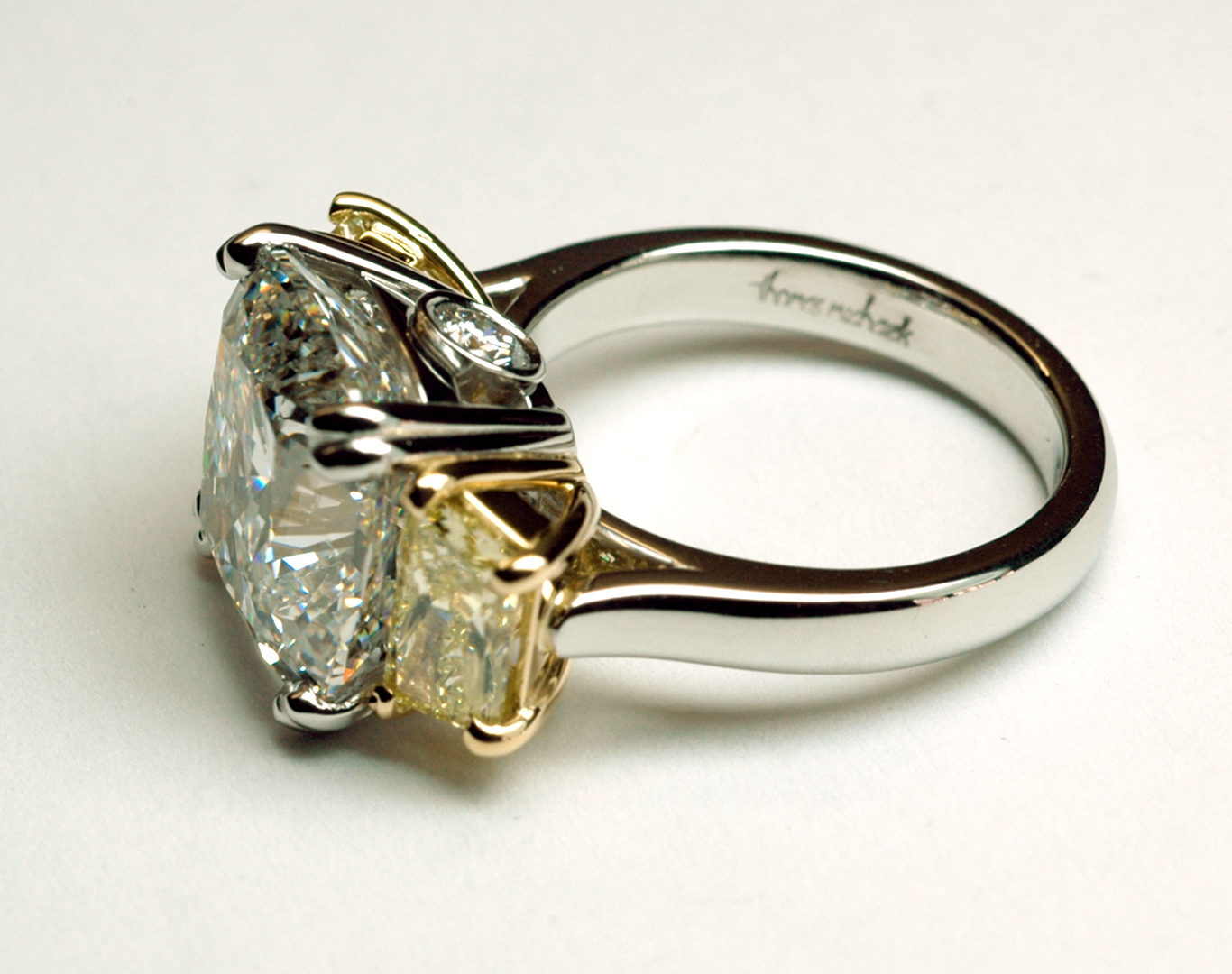 ... Side Trapezoid Shape Set in Platinum and 18KT Yellow Gold , Side View