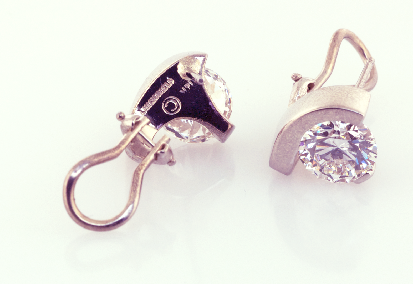 Contemporary Diamond Stud Earrings Artistic Innovations Diamond Contemporary Stud Earring With 1 00ct