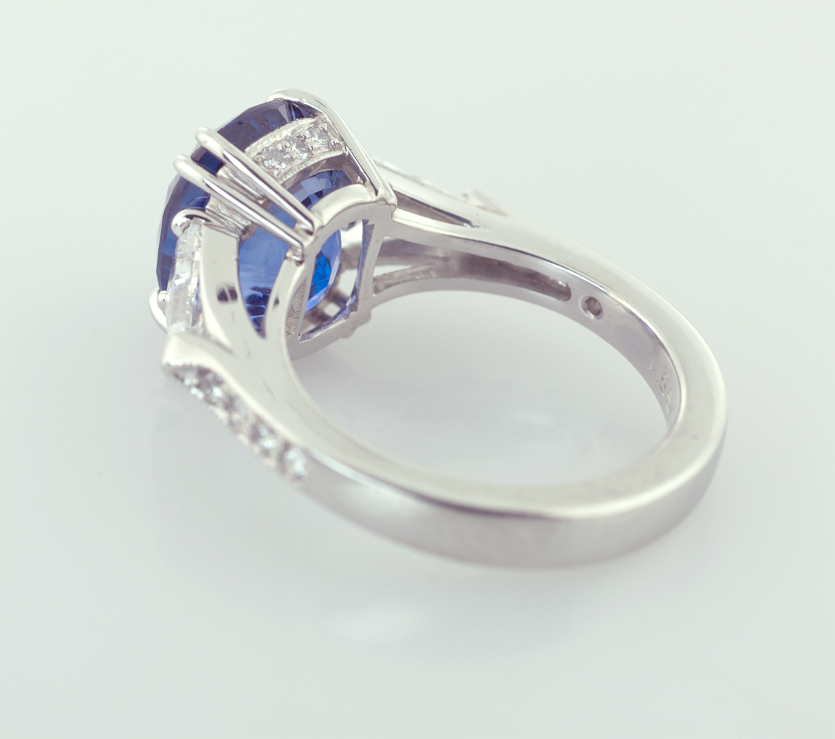 Oval Sapphire 3.50ct. and Trilliam Shape Diamonds Platinum Ring, Back View