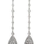 Diamond drop earrings in 18KT white gold