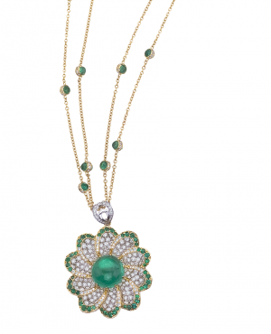 Pendant, Emerald and diamonds in flower motif