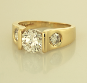 Contemporary Diamond RIng with 2.00ct center