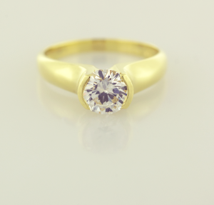 Modern Diamond Solitaire in 18KT Yellow Gold